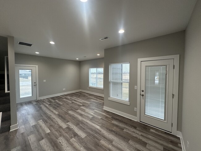 Photo - 16303 W Lynndale St