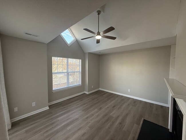 Photo - Rental Available NOW across from Tanglewood Park 336-360-5860 Unit G