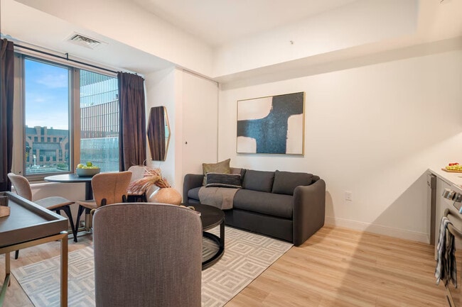 Photo - 40 Western Ave Unidad FL2-ID1380121P