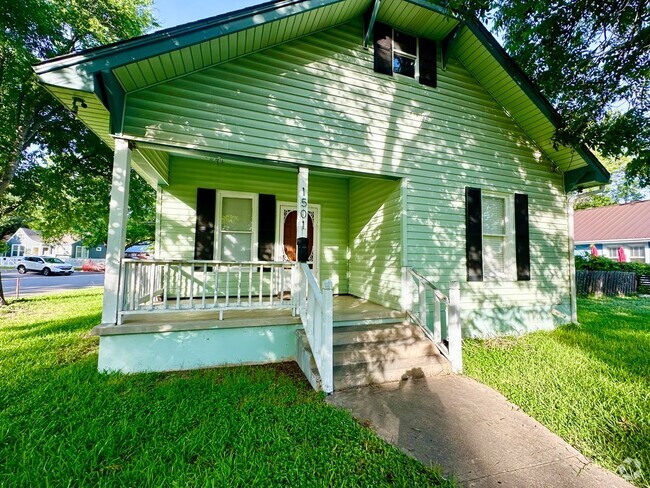 Building Photo - 1501 S Church St Rental