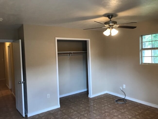 Photo - 6640 Avenue I