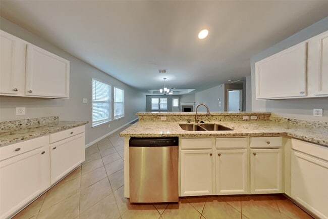 Photo - 7906 Buffalo View Ln
