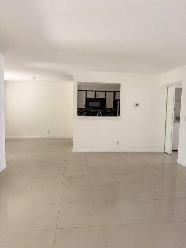Building Photo - 815 Boynton Beach Blvd Unit 15-103