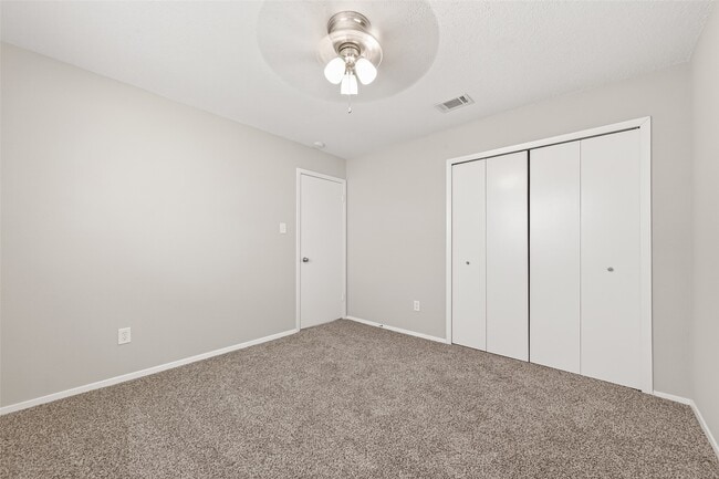 Photo - 927 Comstock Springs Dr