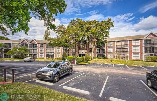 Photo - 3670 Inverrary Dr Condo Unit 3A