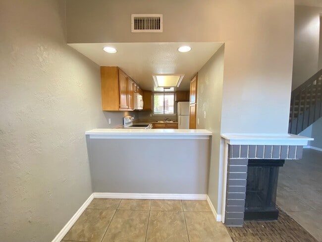 Photo - Winter Park Villas! Full Sail/Winter Park 2/2 condo available now!