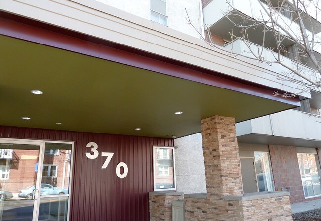 Photo - Latitude 40 Apartments