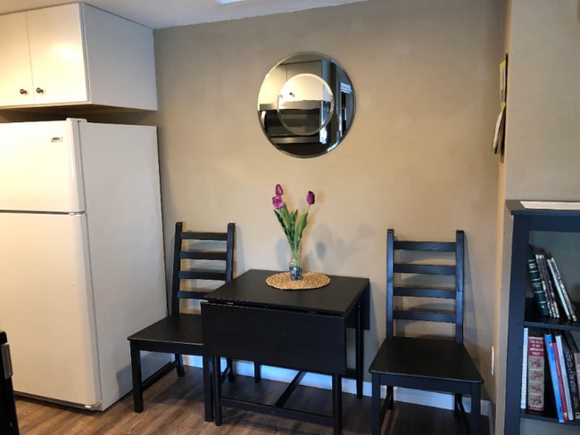 Photo - 543 N Broadway St Unidad 543