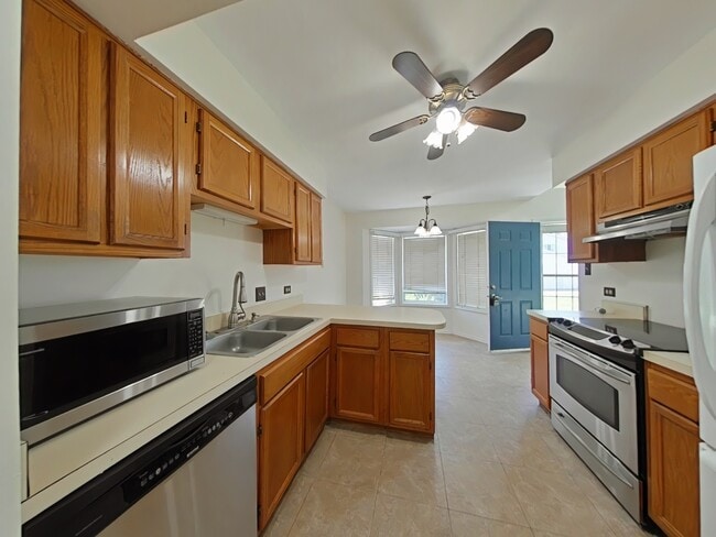 Photo - 3524 Willowview Ct