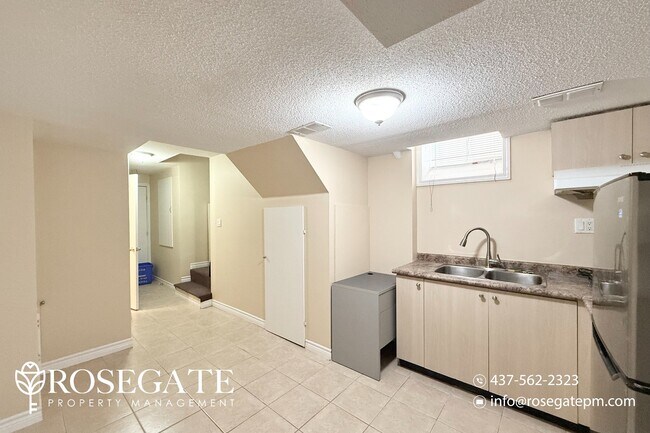 Photo - Newly Renovated 1-Bedroom, 1-Bath Apartmen... Unit 2