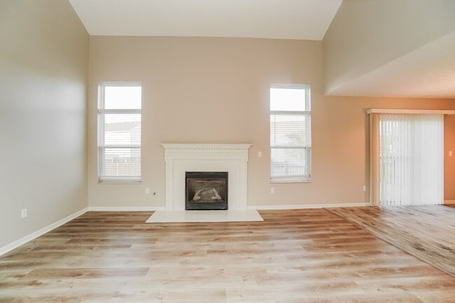 Photo - 3827 Winding Twig Dr