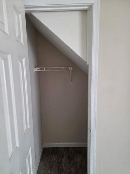 Building Photo - 7083 Oakhill Cir