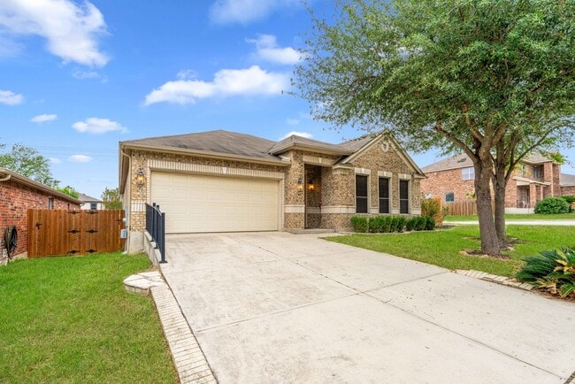 Photo - 141 Springtree Gate