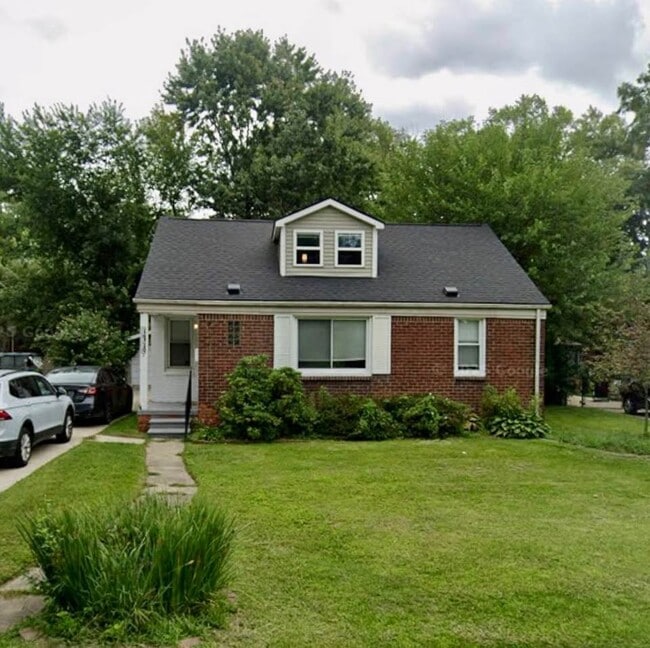 Photo - 16710 Garfield St