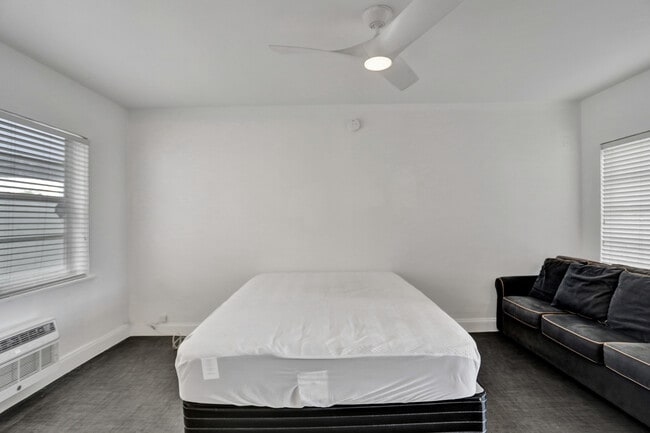 7143 Bonita Dr
