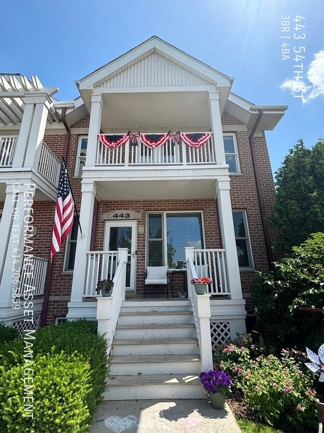 Harbor View 3BED/4BATH Kenosha Townhouse - Harbor View 3BED/4BATH Kenosha Townhouse