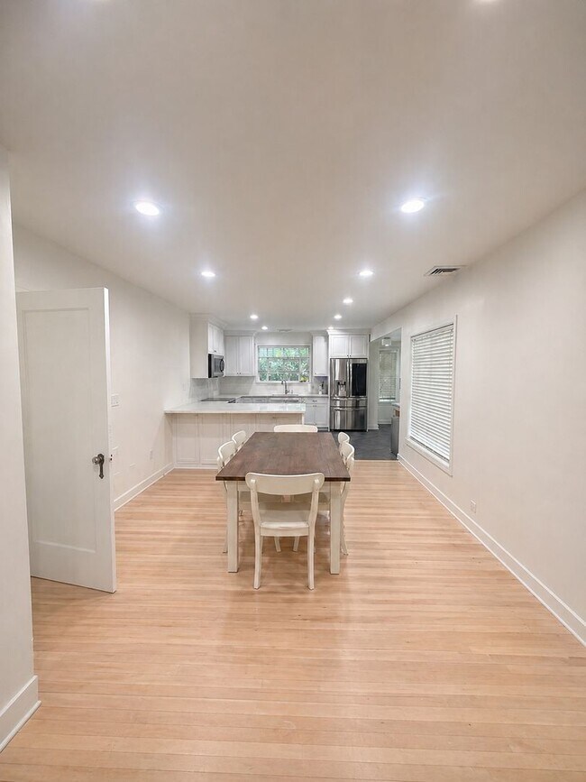 Photo - Adorable Home in Land Park Area of Sacramento