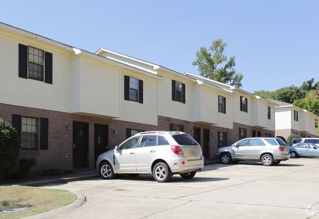 St Elmo Apartment Homes - St Elmo Apartment Homes