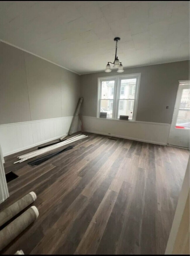 Photo - Coming soon!!!  Beautiful 3 Bedroom 1 and 1/2 Bathroom