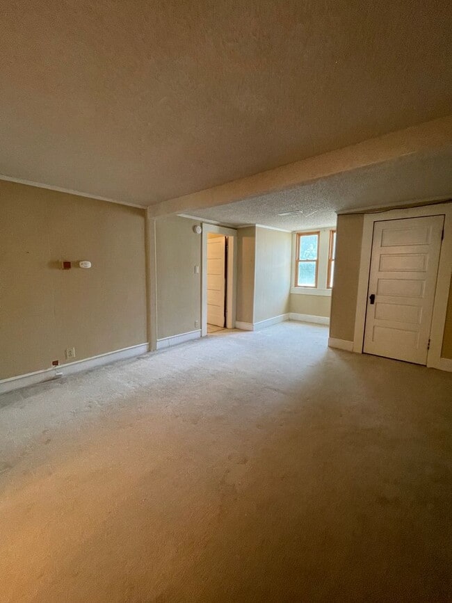 Photo - 1127 Market St Unit Apt 3