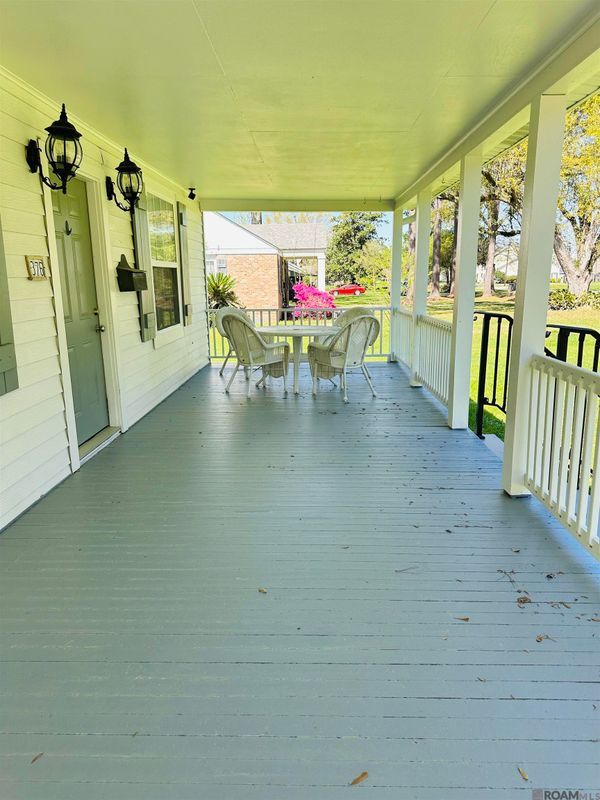 Photo - 376 Croydon Ave