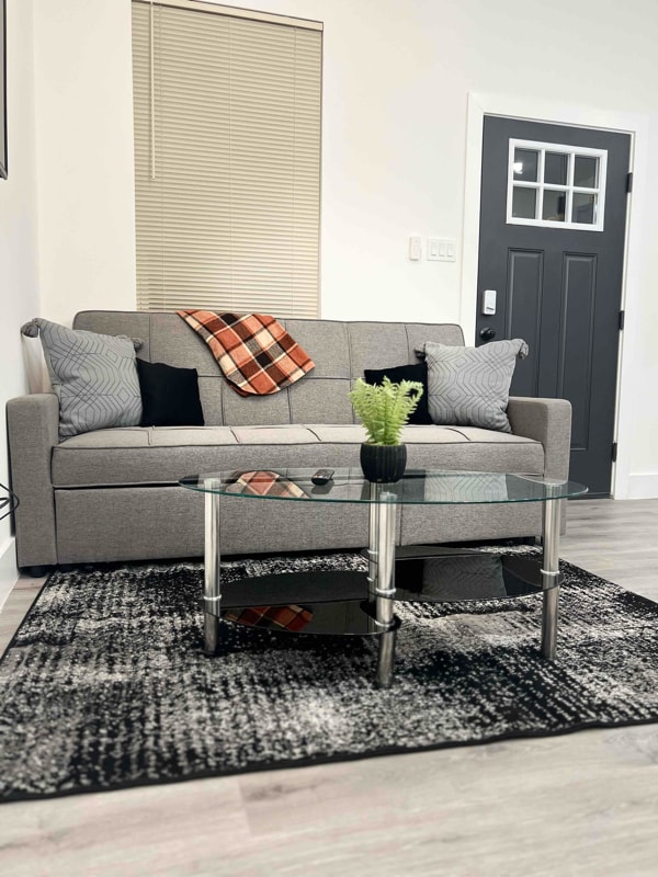 Photo - 2216 Dyson St