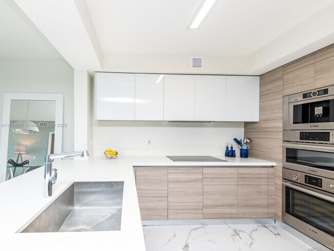 Photo - 300 Sunny Isles Blvd