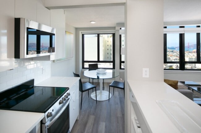 Photo - 2000 Broadway Street Apartments