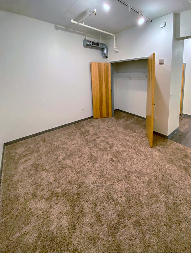 Midtown Exchange Apartments