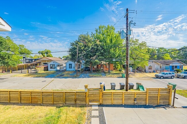 Building Photo - 7124 Avenue F