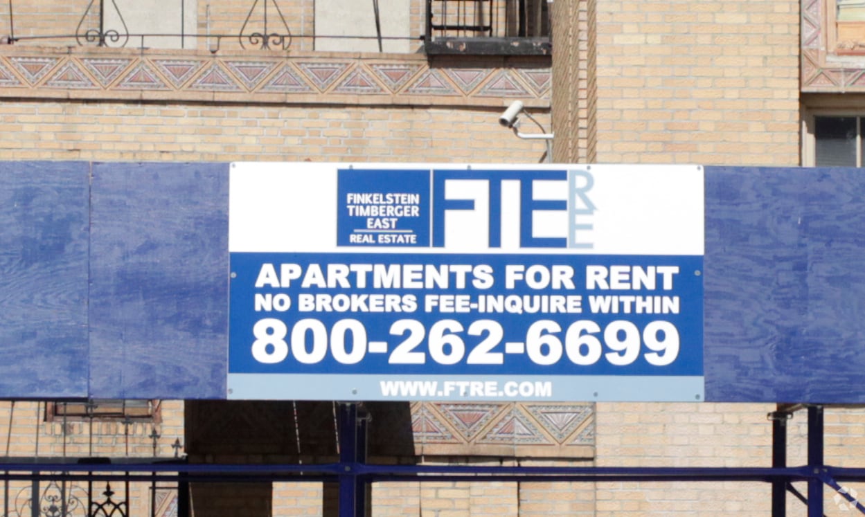 Photo - Park Plaza Apartments