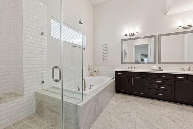 Photo - 1508 Beall St