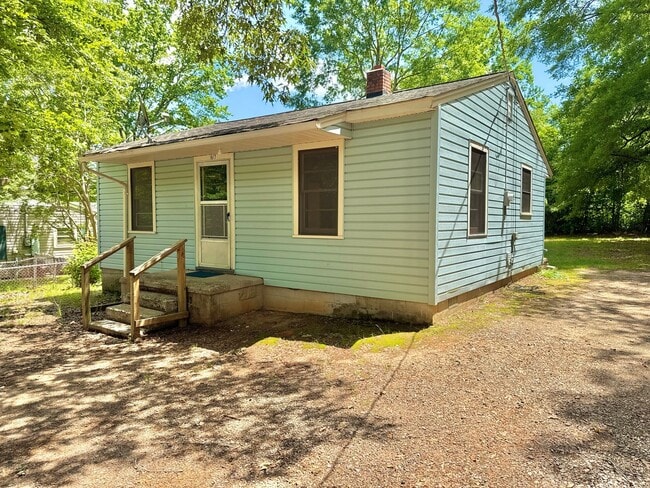 Statesville West - 2BR/1BA - Statesville West - 2BR/1BA Casa