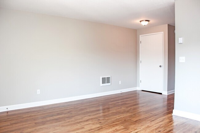 Photo - Patton Square