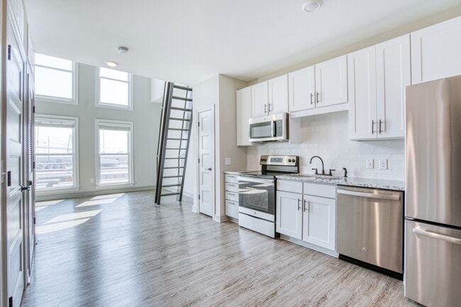 655 East Bay