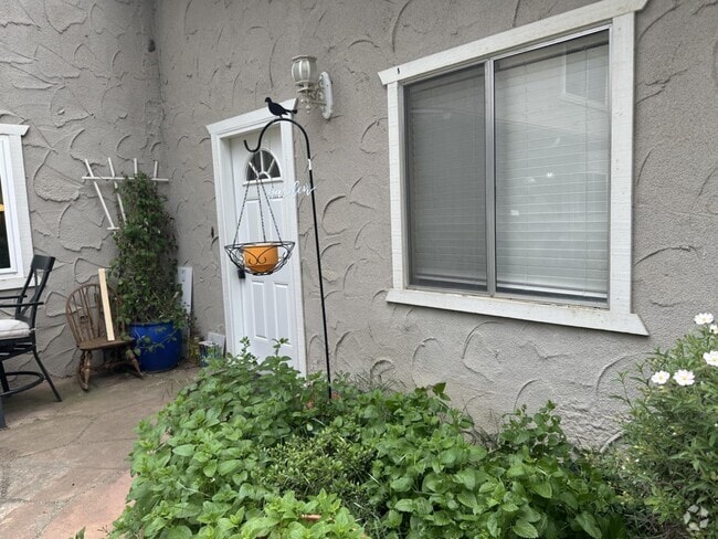 Building Photo - 49810 Canoga Dr Rental