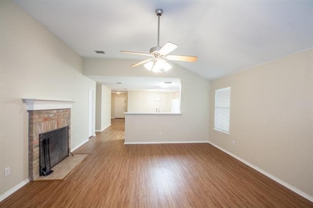 Photo - 1118 Water Oak Way