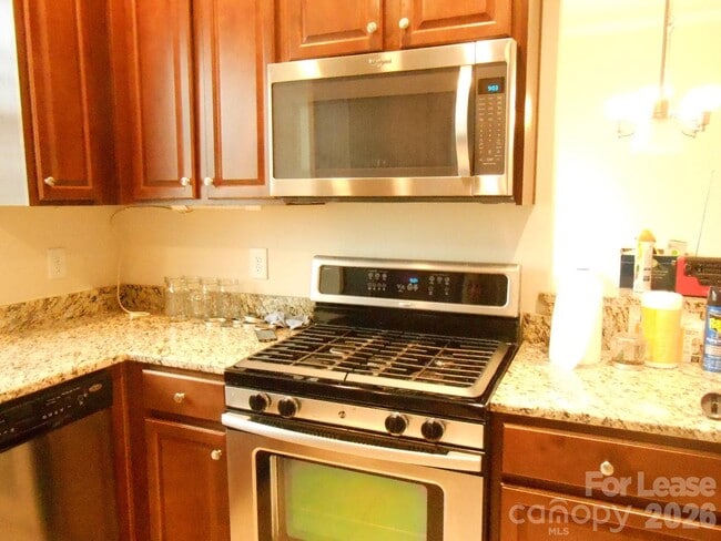 Photo - 115 Leyton Loop