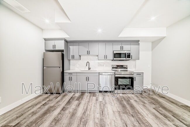 Photo - 12901-1123A 123a St NW Unit BSMT