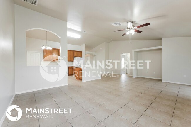 Photo - 329 Lubdel Ave S