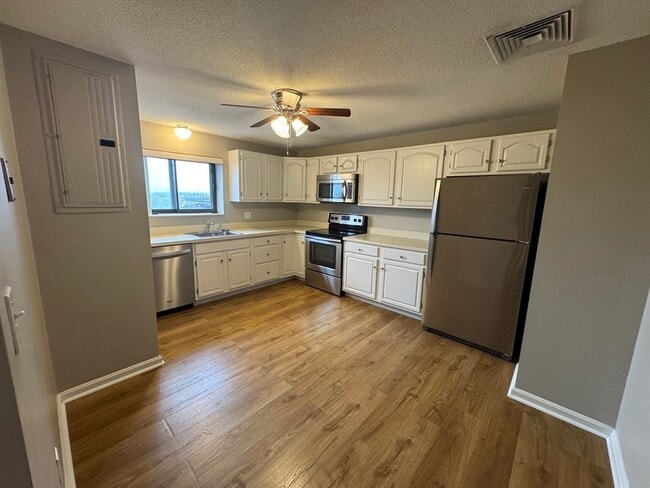 Photo - 22 9th St Unit 507