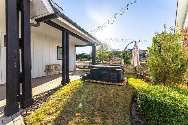 Photo - 19517 Flying J Blvd