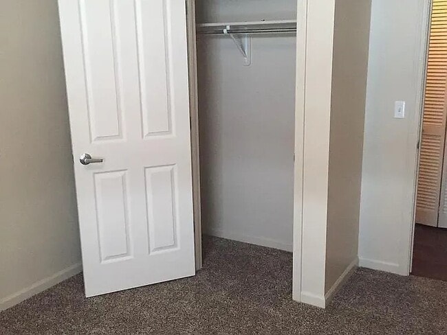 Photo - 256 W 3rd St