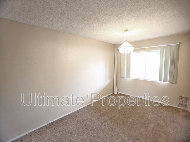 Photo - 5325 W Golden Ln