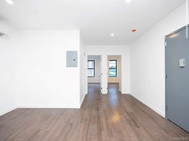 Photo - 2506 Hughes Ave