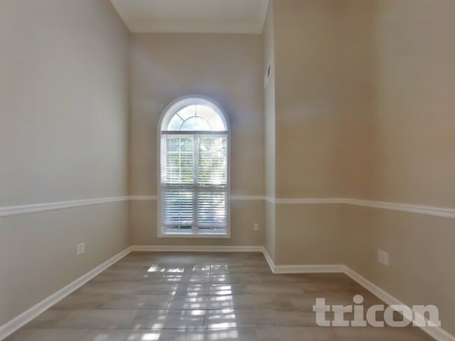 Photo - 308 Trail Spring Ct