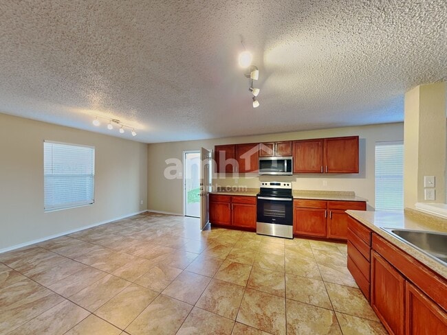 Photo - 5350 Driftway Dr