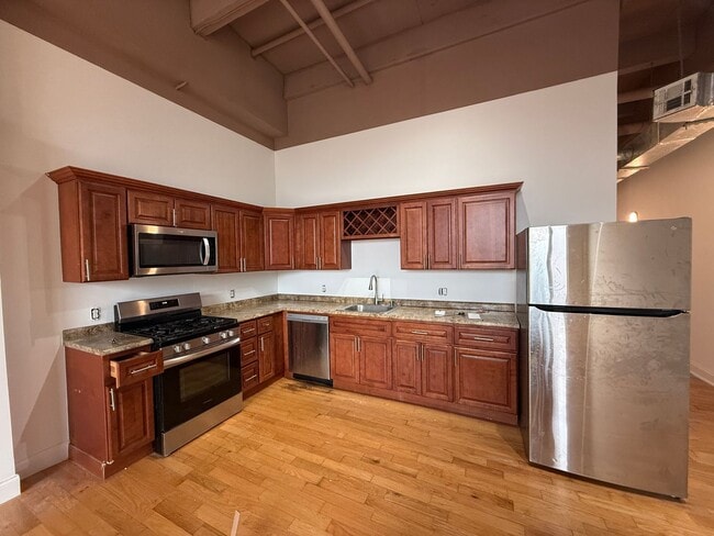 Photo - Frame Factory Unit 108