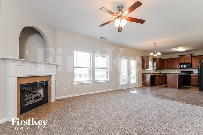 Photo - 2045 Kensington Ct