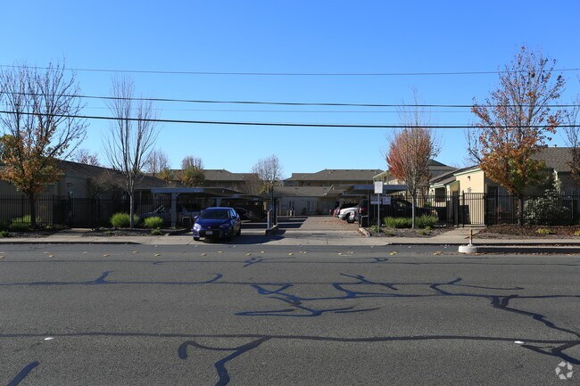 Photo - Spring Meadows Apartments